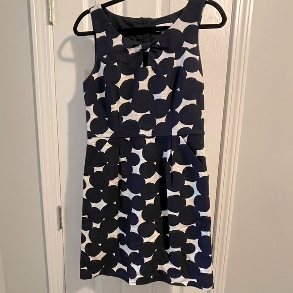 LOFT Dresses & Skirts - *DONATED* LOFT | Women’s Dress | Large Dot Pattern | Has Pockets